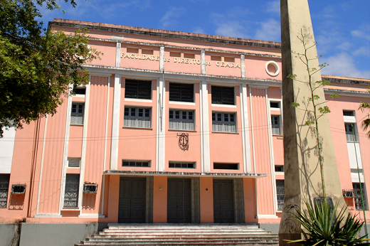 Faculdade de Direito da UFMG, cenáculo do Direito, sementeira de homens  públicos