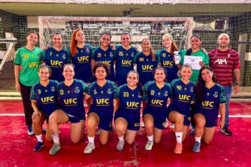 Quadra do CEU da UFC é palco de competições do fim de semana: semifinais dos Jogos Universitários Cearenses (JUCs) 2025 e handebol da UFC no Campeonato Fortaleza Verão de Handebol